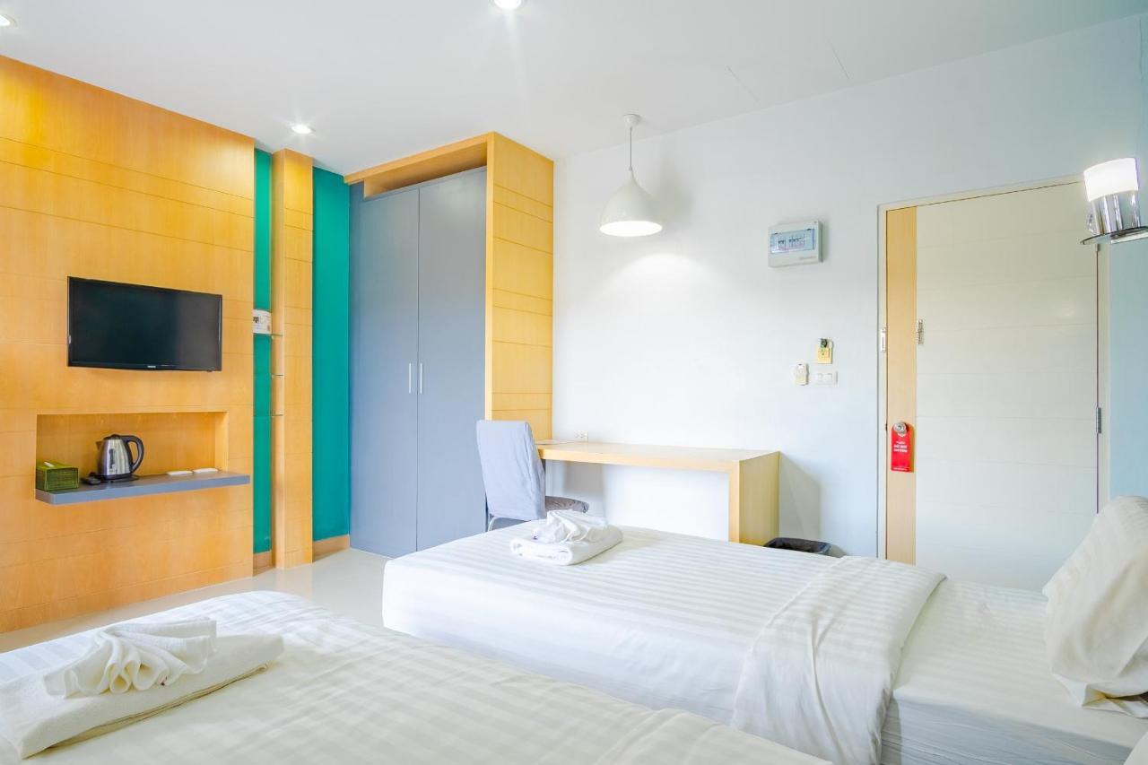 Oyo 303 Phoomjai House Apartment Чалонг Екстериор снимка