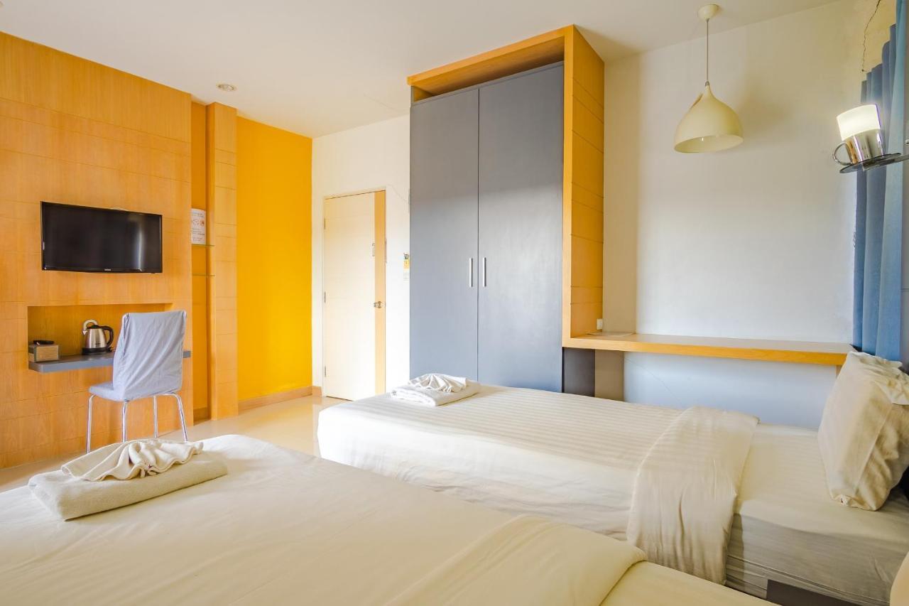 Oyo 303 Phoomjai House Apartment Чалонг Екстериор снимка