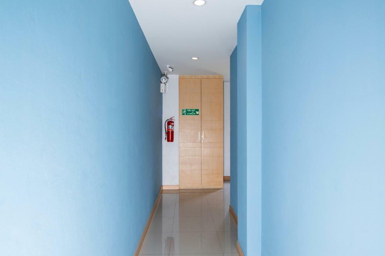 Oyo 303 Phoomjai House Apartment Чалонг Екстериор снимка